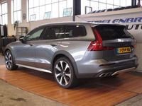 tweedehands Volvo V60 CC 2.0 B5 AWD Pro Vol Vol