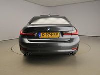 tweedehands BMW 318 3 Serie Sedan d LED / Navigatie / Schuifdak / S