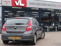 tweedehands Hyundai i30 1.6 CRDi Dynamic | APK 01-2025 | Lees tekst | Zo m