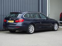 tweedehands BMW 320 3 Serie Touring i Upgrade Edition Leder Bi-Xenon El. Trekhaak