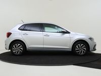 tweedehands VW Polo 1.0 TSI Life | Navigatie | Parkeersensoren | Digital cockpit Pro | Draadloze telefoonlader | Adaptieve Cruise control | Airco | CarPlay |