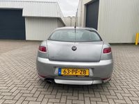 tweedehands Alfa Romeo GT 2.0 JTS Distinctive // Lees tekst // NAP