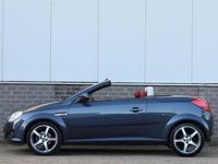 tweedehands Opel Tigra TwinTop 1.4-16V Linea Rosso Automaat