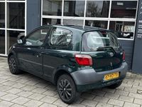 tweedehands Toyota Yaris 1.0-16V VVT-i Terra 90.671 KM Nap