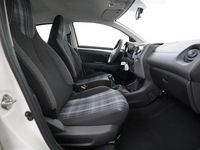 Occasion Peugeot 108 Active 72 PK (52 kW) 2018 Wit Hatchback