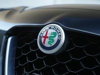 tweedehands Alfa Romeo Giulia 2.0 Turbo 280 PK AWD Veloce Q4 | Carplay | Ragazzon | Xenon | 19