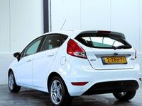 Occasion Ford Fiesta Titanium 101 PK (74 kW) 2015 Wit Hatchback