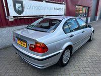 tweedehands BMW 318 3-SERIE i // Seadan // Airco //