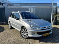 Occasion Peugeot 206 Griffe 109 PK (80 kW) 2004 Grijs (metallic) Stationwagen