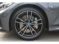 tweedehands BMW 330e 330High Executive M Sport / Glazen Schuifkanteld