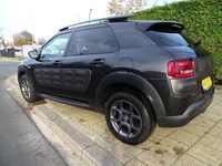 Occasion Citroën C4 Cactus Shine 110 PK (80 kW) 2016 Hatchback
