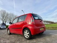 Occasion Daihatsu Sirion 69 PK (50 kW) 2009 Rood Hatchback