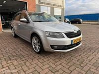 Occasion Skoda Octavia Business Line 140 PK (102 kW) 2014 Grijs Hatchback