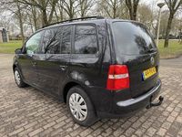 Occasion VW Touran Trendline 150 PK (110 kW) 2005 Zwart MPV