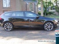 Occasion Volvo V60 Summum 153 PK (112 kW) 2017 Zwart Stationwagen