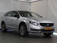 tweedehands Volvo V60 CC D4 190pk Automaat Polar+ | Schuifdak | Trekhaak