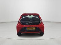 tweedehands Toyota Aygo 1.0 VVT-i x-play