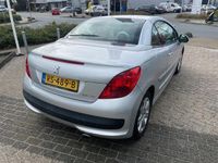 tweedehands Peugeot 207 1.6 VTi Première