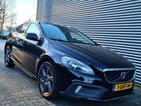 tweedehands Volvo V40 CC 1.6 D2 Summum 10-2013 Black Sapphire Metallic 177d