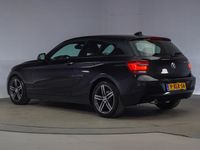 tweedehands BMW 116 116 d Executive [ Xenon Navi LM Velgen Cruise ]