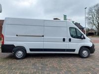 Occasion Opel Movano 140 PK (102 kW) 2023 Wit Van