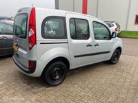 tweedehands Renault Kangoo FAMILY 1.6-16V Privilège