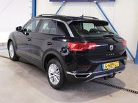 tweedehands VW T-Roc 1.5 TSI Style Automaat - N.A.P. Airco, Cruise, Nav