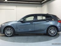 Occasion BMW 118 Comfort Edition 142 PK (104 kW) 2020 Grijs, metallic lak Hatchback