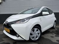 tweedehands Toyota Aygo 1.0 VVT-i x-play Achteruitrijcamera Dealeronderho