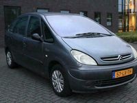 tweedehands Citroën Xsara Picasso 1.6i Différence