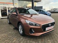 tweedehands Hyundai i30 Wagon 1.0 T-GDI i-Drive Cool, Airco, lane asist, cruise, bluetooth, etc