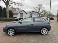 Occasion Seat Ibiza Sport 101 PK (74 kW) 2006 Grijs Hatchback