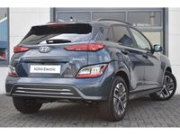 tweedehands Hyundai Kona EV Premium 64 kWh EV Premium 64 KWH VAN € 49.160,00 VOOR € 44.430,00