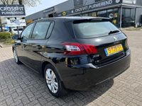 tweedehands Peugeot 308 1.2 VTi Active - Navigatie - Zwart - 130.000 Nap