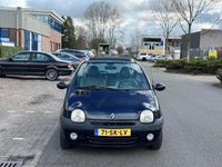 tweedehands Renault Twingo 1.2-16V Initiale LEDER/PANORAMA/AIRCO! ORIGINELE KILOMETERS!