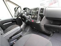 tweedehands Peugeot Boxer 330 2.2 BlueHDi 140 L2H1 Premium | Navi / Camera / Imperiaal