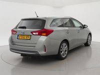 tweedehands Toyota Auris Touring Sports 1.8 HYBRID LEASE + PANORAMA / AFN.