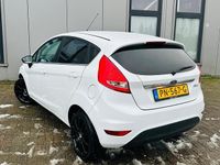 Occasion Ford Fiesta Ghia 97 PK (71 kW) 2010 Wit Hatchback