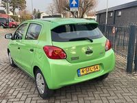 Occasion Mitsubishi Space Star Inform 71 PK (52 kW) 2013 Groen (metallic) Hatchback