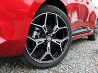 Occasion Suzuki Swift 83 PK (61 kW) 2025 Rood Hatchback