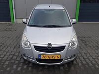 tweedehands Opel Agila 1.2 Enjoy in nette staat en keurig onderhouden. Airco Nieuwe APK bij aflevering Hoge instap !! 5 deurs