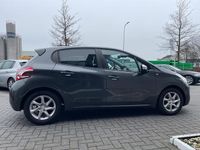 Occasion Peugeot 208 Style 82 PK (60 kW) 2015 Grijs Hatchback