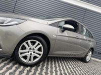 tweedehands Opel Astra Sports Tourer 1.0 Edition | Navigatie | Parkeersensoren | Ruim & zuinig!