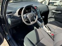 tweedehands Toyota Auris 1.3 Aspiration trekhaak, clima, pdc