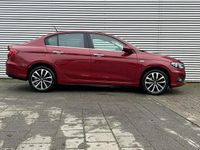 Occasion Fiat Tipo Lounge 95 PK (69 kW) 2016 Rood Sedan