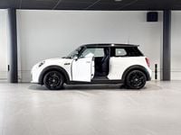 Occasion Mini Cooper Essential 135 kW (184 PK) 2023 Nanuq white (c6a) Hatchback