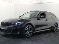 Occasion BMW 330 M Performance 109 PK (80 kW) 2022 Zwart Stationwagen