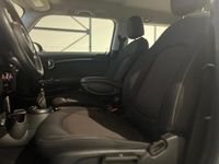 tweedehands Mini Cooper 1.5 Business NL-AUTO | NAP | NAVI | AIRCO | 16INCH ZWARTE VELGEN | ZWART DAK |