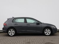 tweedehands VW Golf VIII 1.0 TSI Life Business 110pk | LED | Navigatie | Stoelverwarming | Cruise control I Ergo stoelen I Side assist