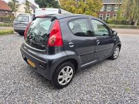 Occasion Peugeot 107 68 PK (50 kW) 2010 Grijs Hatchback